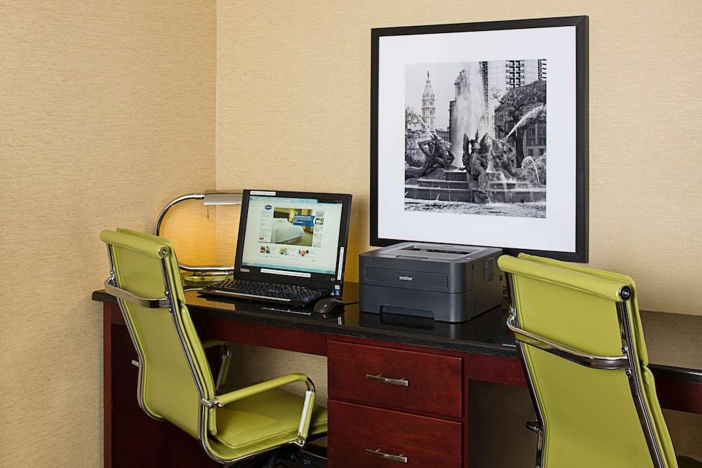 Hampton Inn Philadelphia/Willow Grove Zewnętrze zdjęcie
