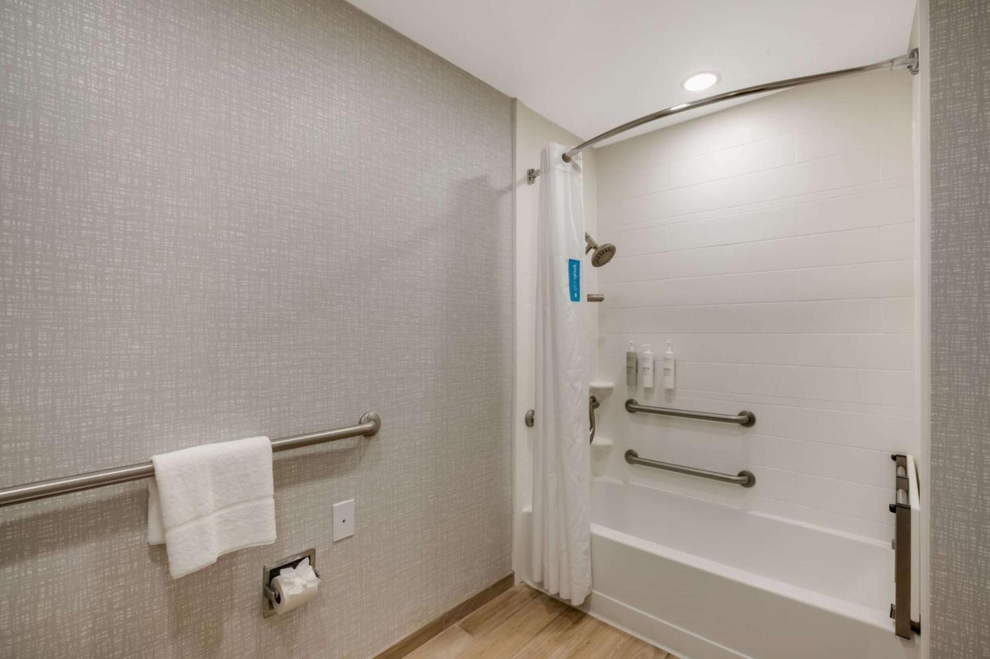 Hampton Inn Philadelphia/Willow Grove Zewnętrze zdjęcie